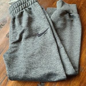EUC Toddler Boys 4T Nike sweatpants
